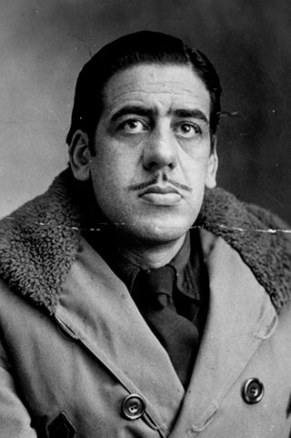 Óscar Domínguez.
